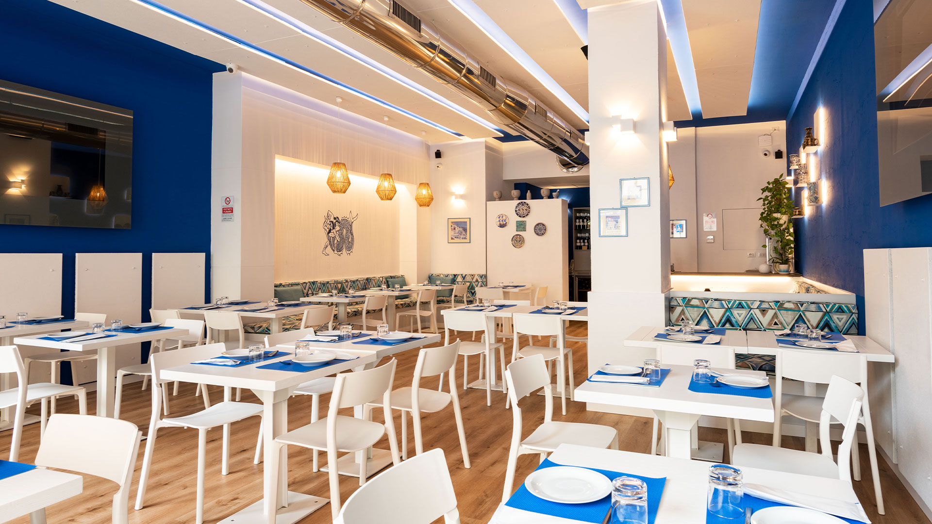 mazi ristorante greco cagliari interni