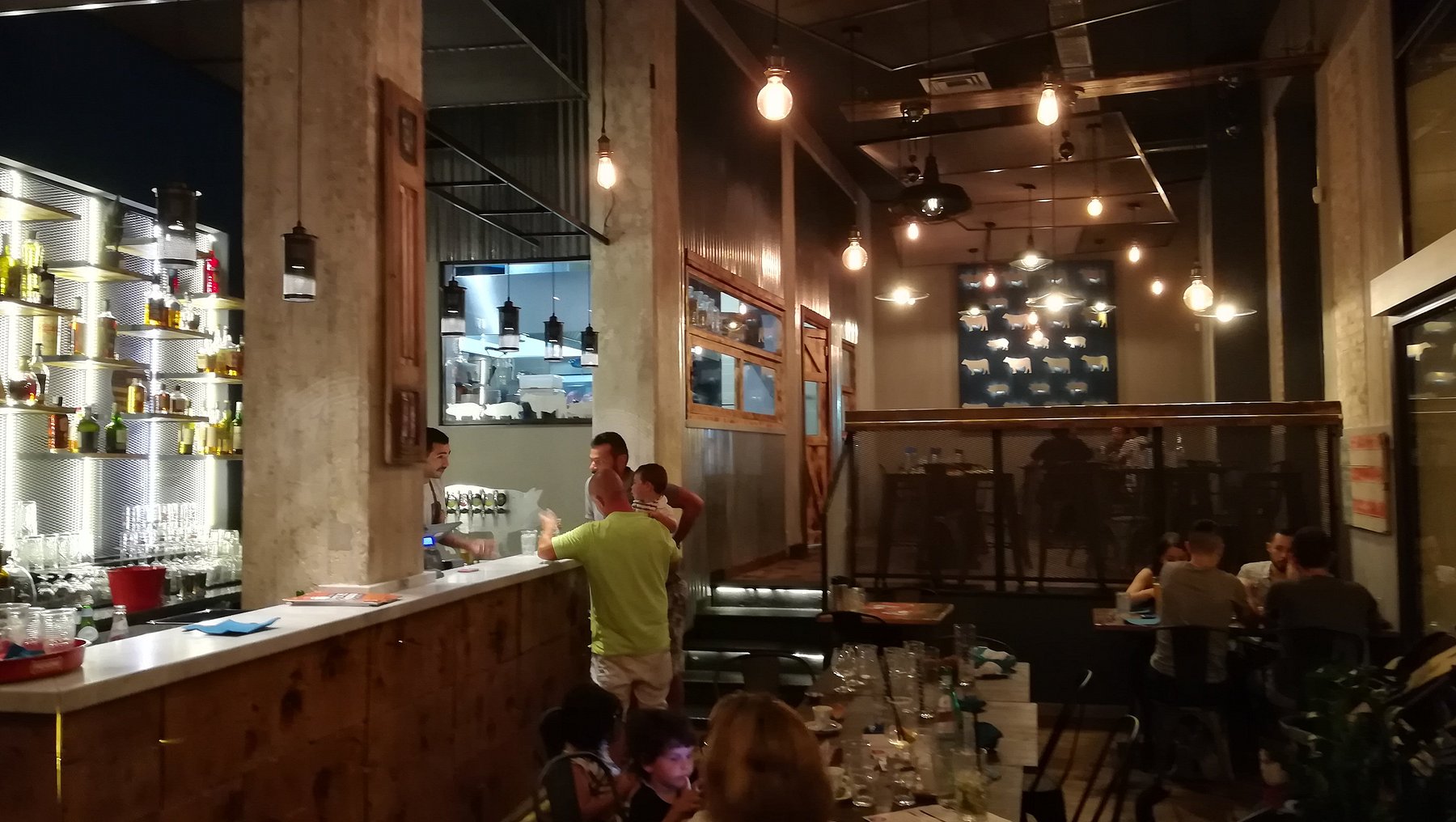 pith smokehouse cagliari interni